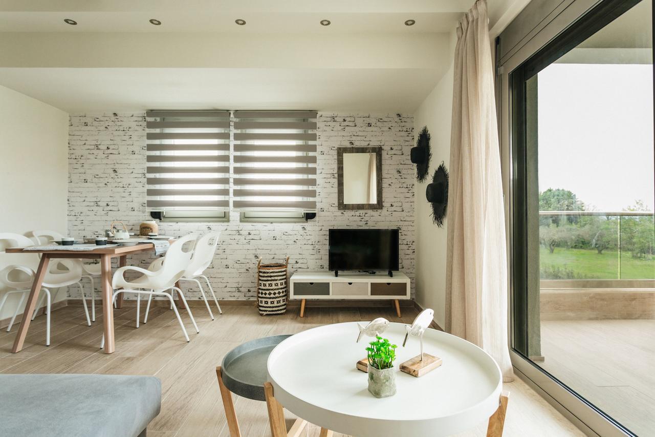 Enastron Appartement Pefkochori Buitenkant foto