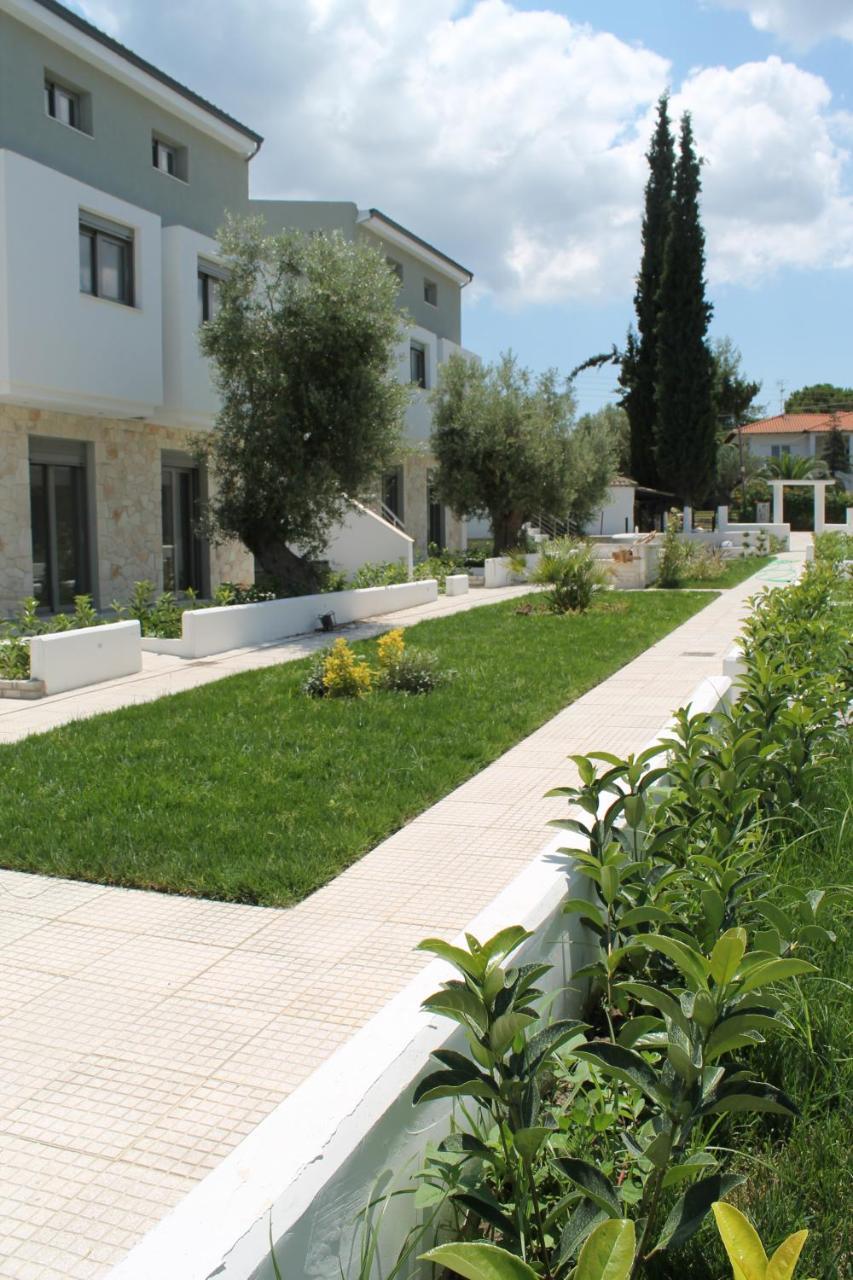 Enastron Appartement Pefkochori Buitenkant foto